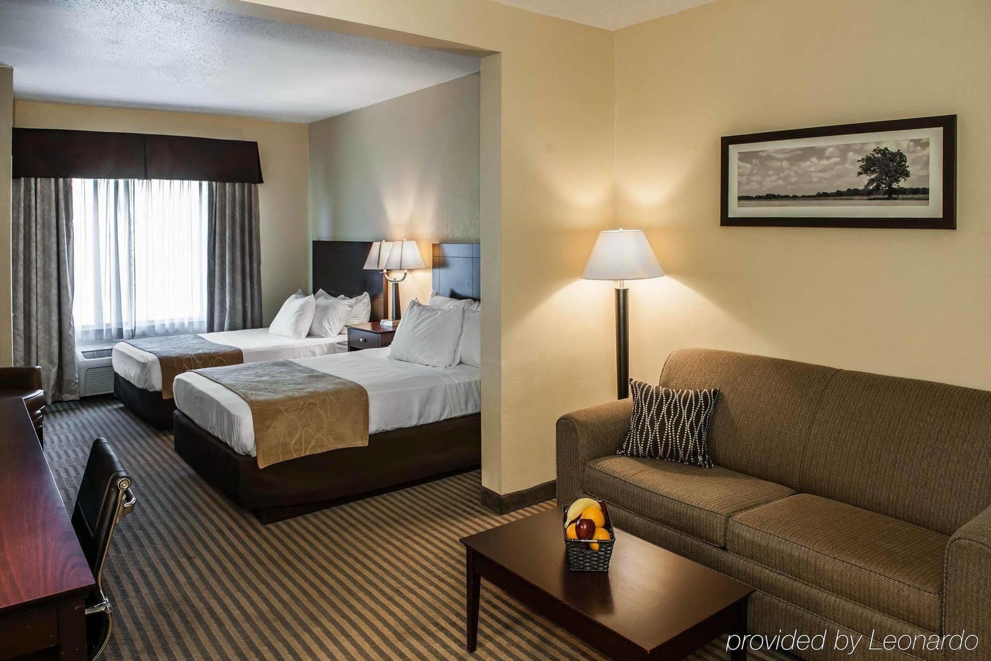 คอมฟอร์ต สวีท ลาฟาแยต ยูนิเวอร์ซิตี้ แอเรีย Hotel ภายนอก รูปภาพ